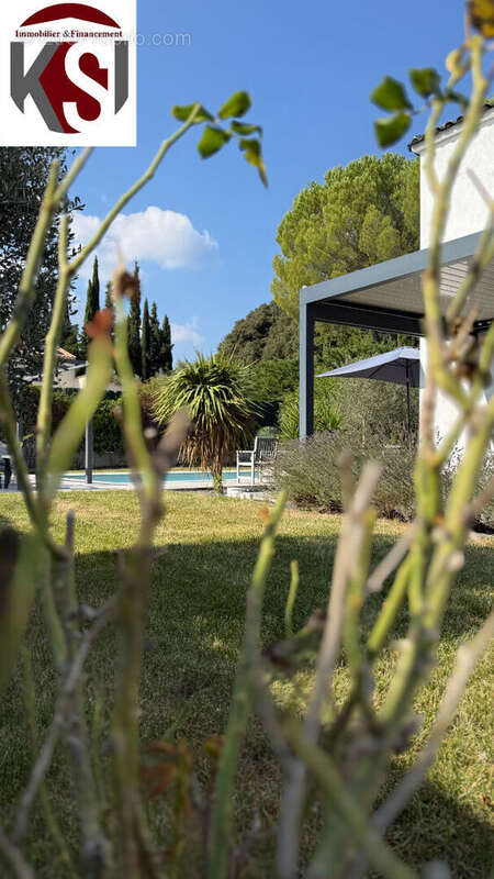 Maison à SEILLONS-SOURCE-D&#039;ARGENS
