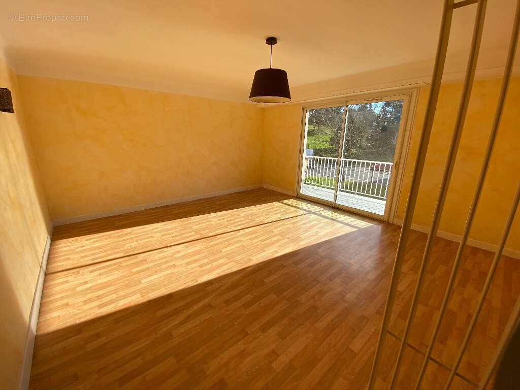 Appartement à BILLERE