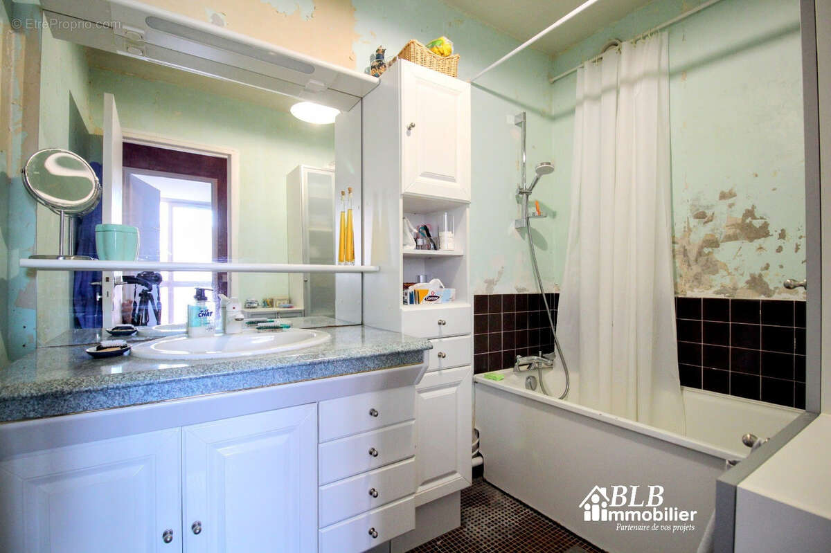 Appartement à ELANCOURT