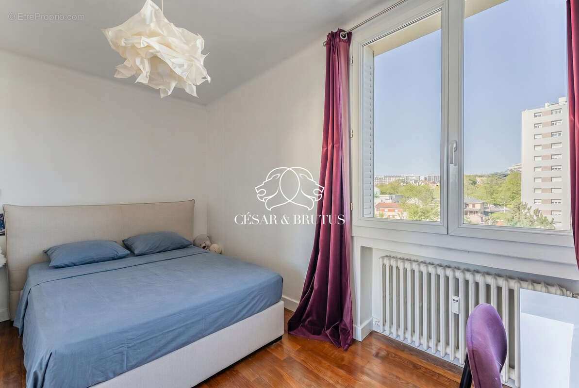Appartement à LYON-8E