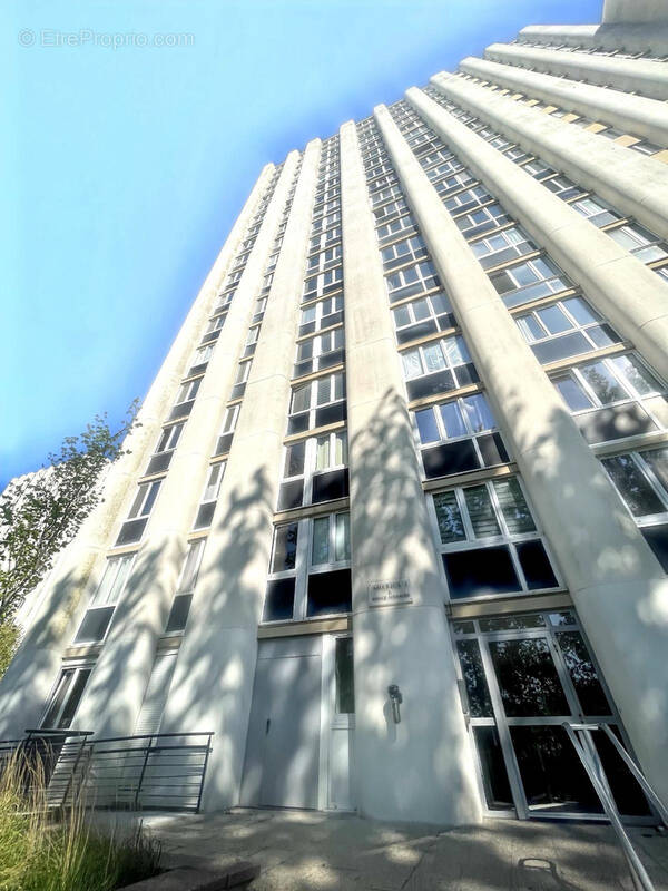Appartement à MONS-EN-BAROEUL