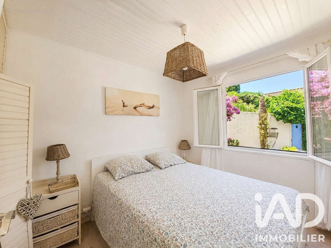 Photo 8 - Maison à ROQUEBRUNE-SUR-ARGENS