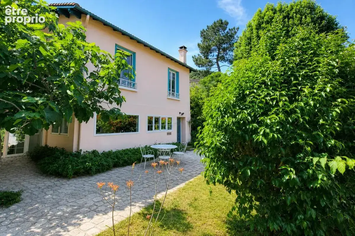 Maison de 12 pièces de 304 m² à Amélie-les-Bains - photo 4