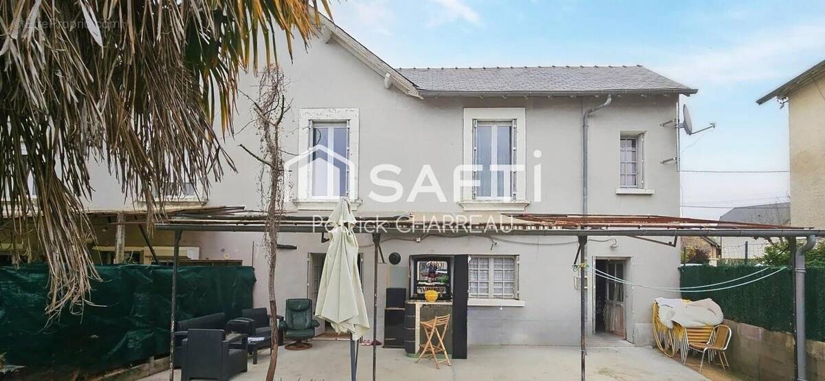 Photo 1 - Maison à TERRASSON-LAVILLEDIEU