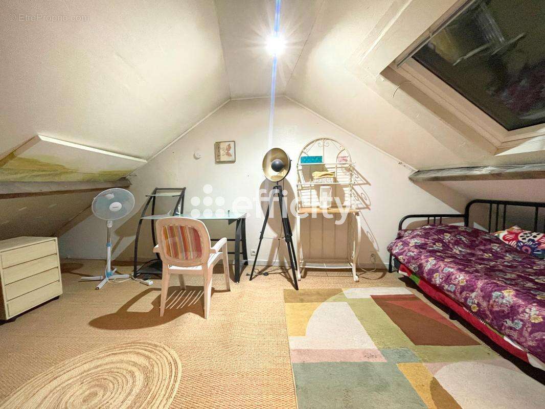 Maison à FACHES-THUMESNIL