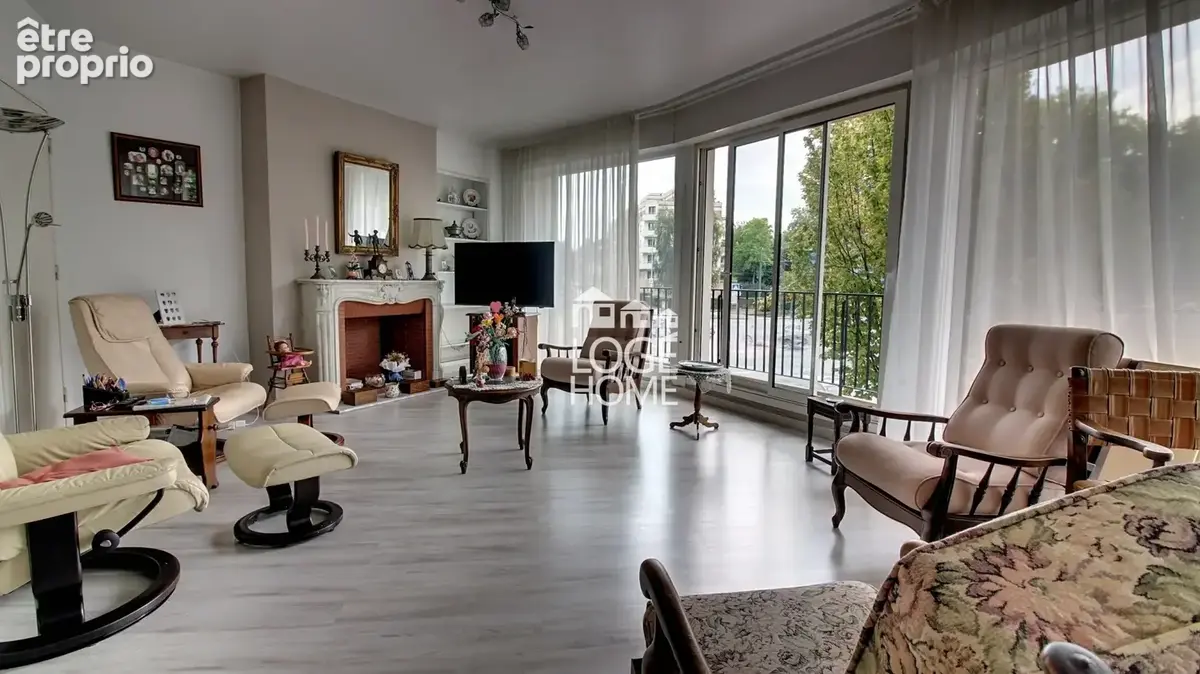Appartement 4 pièces 105 m² à vendre à Tourcoing (59200) - photo 2