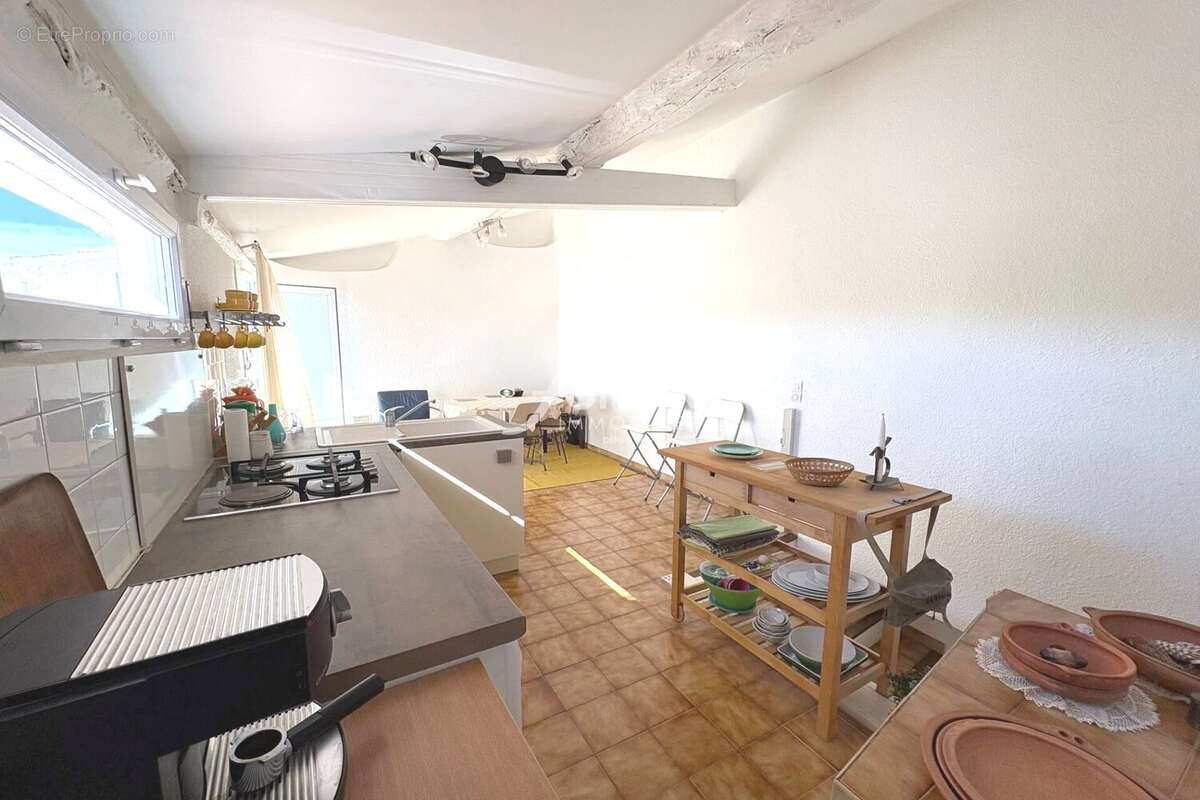 Appartement 57 m² à Claviers  - photo 5