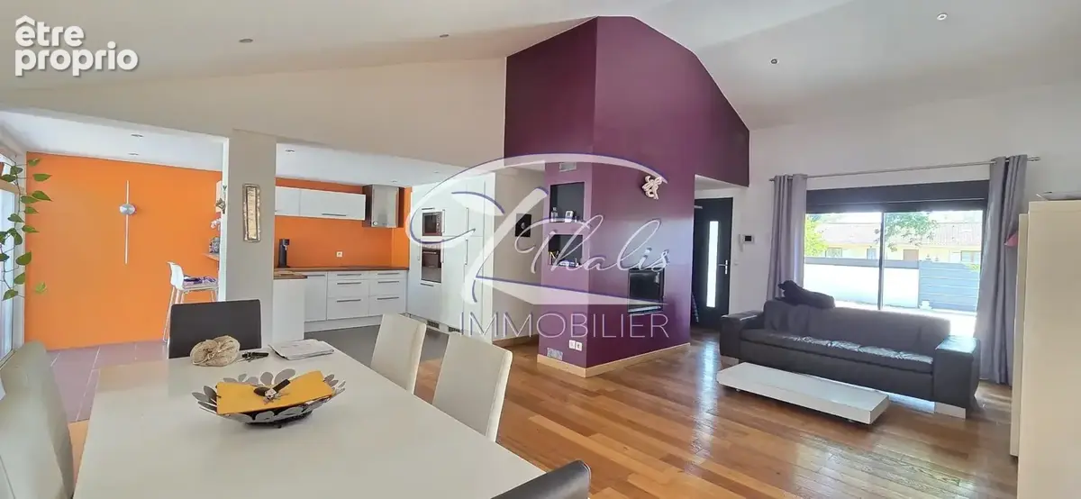 Maison 5 pièces 141 m² à vendre à La Lande-De-Fronsac (33240) - photo 4