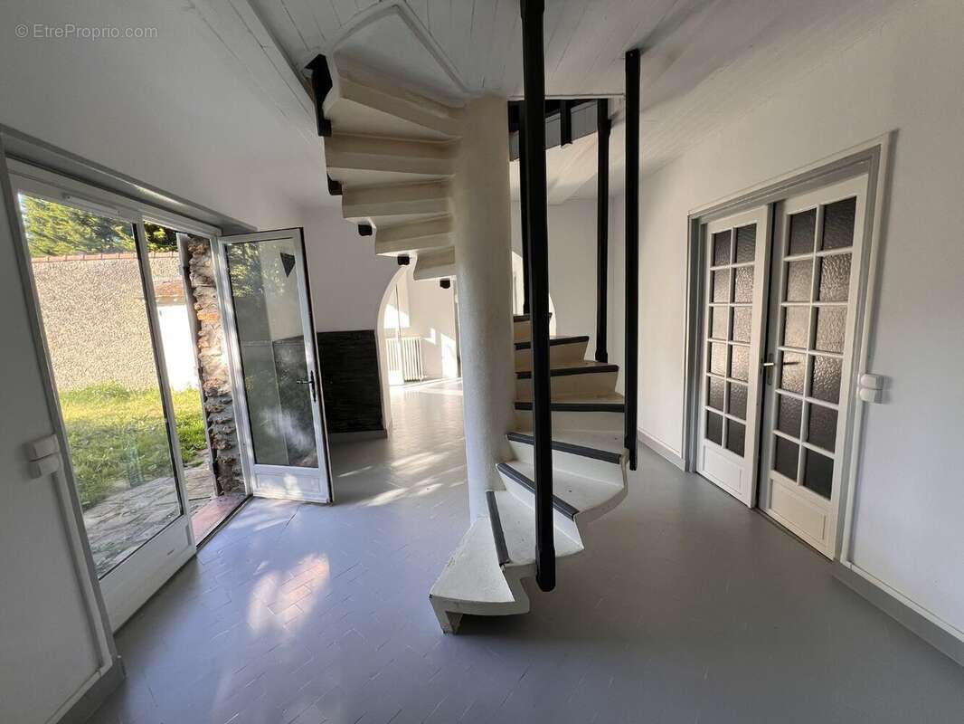 Maison à SAINT-CHERON