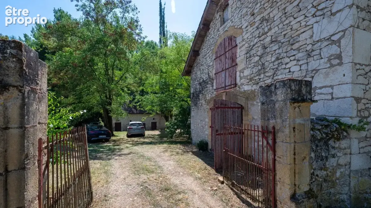 Vallée de la dordogne – carlux – propriété de caractère en pierr - photo 7