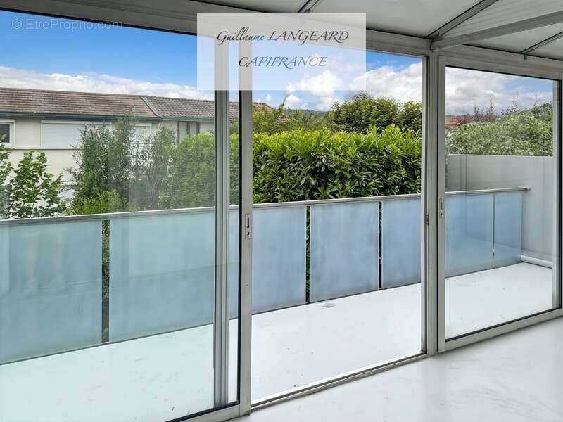 À vendre Oyonnax Centre (01100) – Demeure bourgeoise de caractère - 124 m2 - 250 m2 de terrain - photo 18