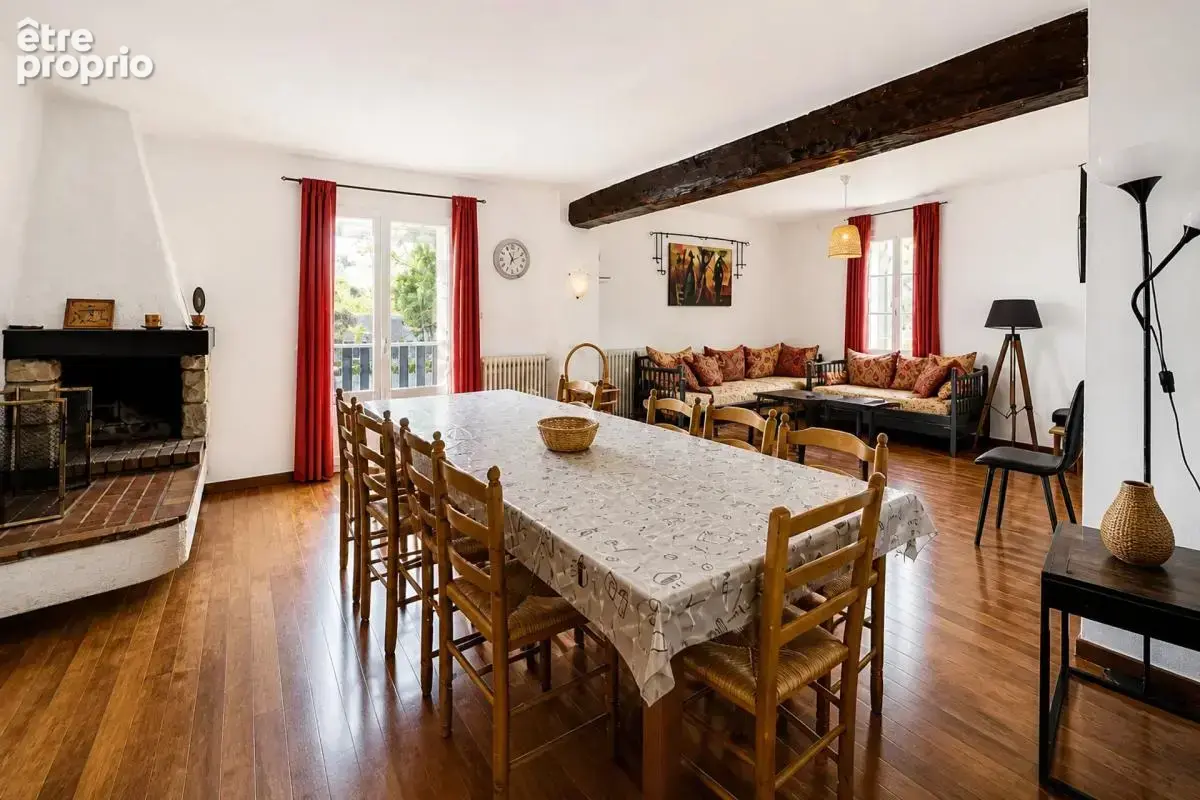 Maison de charme de 9 pièces de 250 m² à Vernou-la-Celle - photo 2
