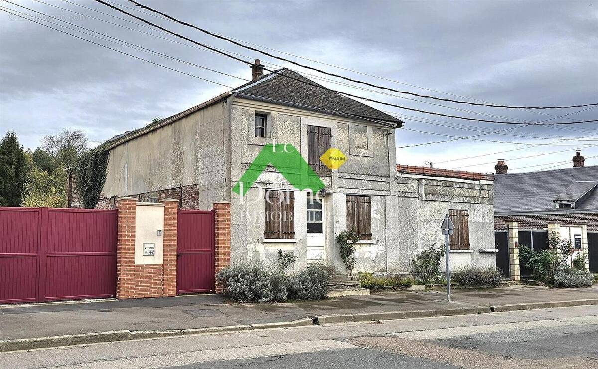 Maison à MERU