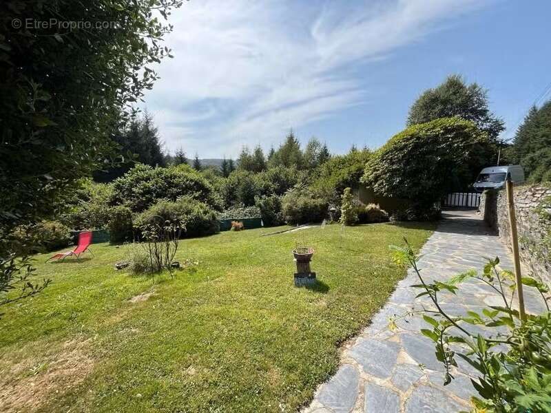 Maison rénovée 3 chambres – Vue dégagée – Sous sol - Sans vis à vis – 10 minutes de Carhaix - 50 minutes des plages - photo 17