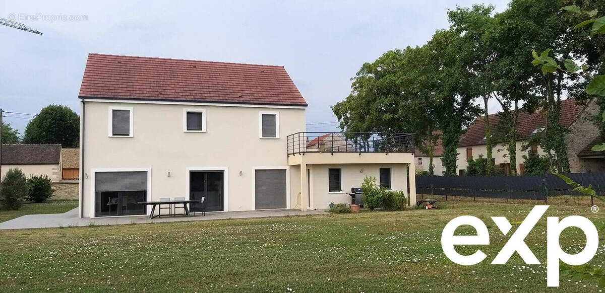 Maison à LADOIX-SERRIGNY