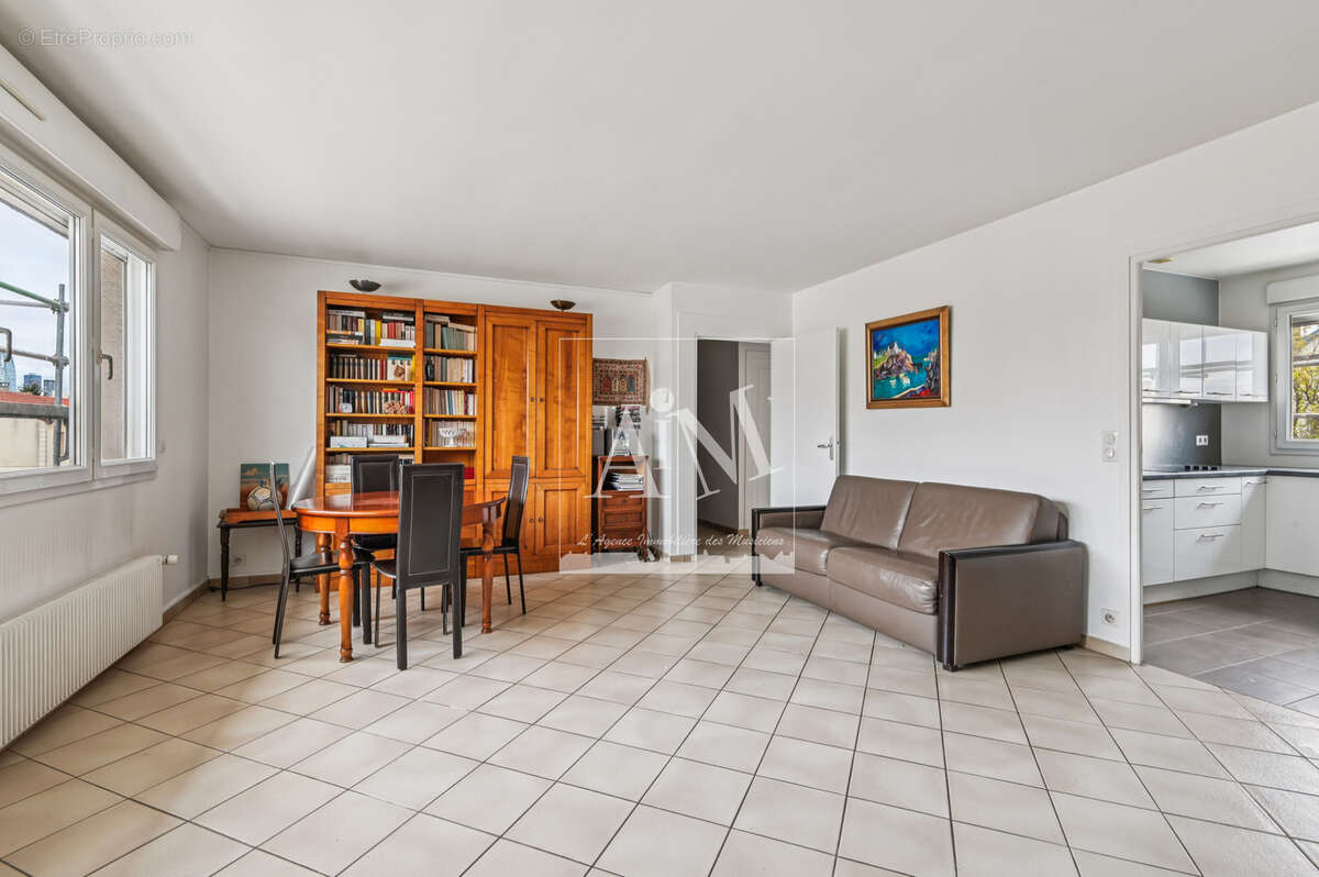 Appartement à NANTERRE