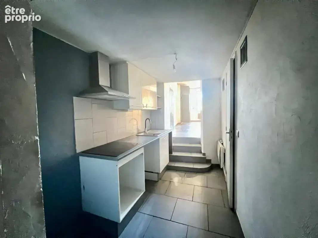 immeuble avec 2 appartements, garage et caves - LE VAL - photo 15