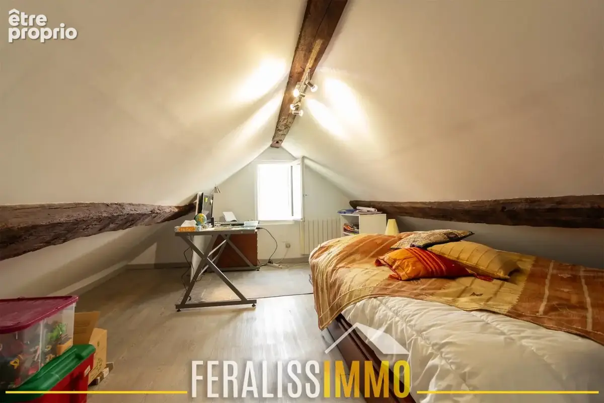 Maison familiale chaleureuse au coeur du village de Cergy - photo 13