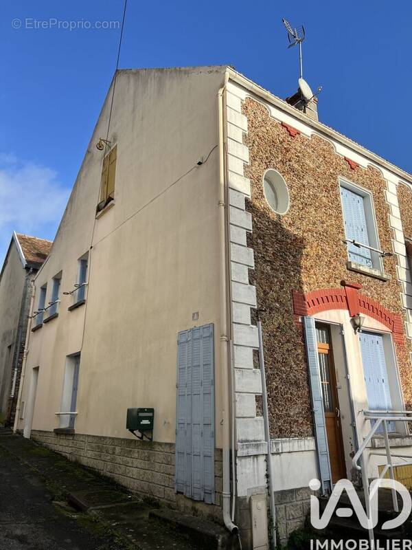 Photo 1 - Maison à JOUY-SUR-MORIN