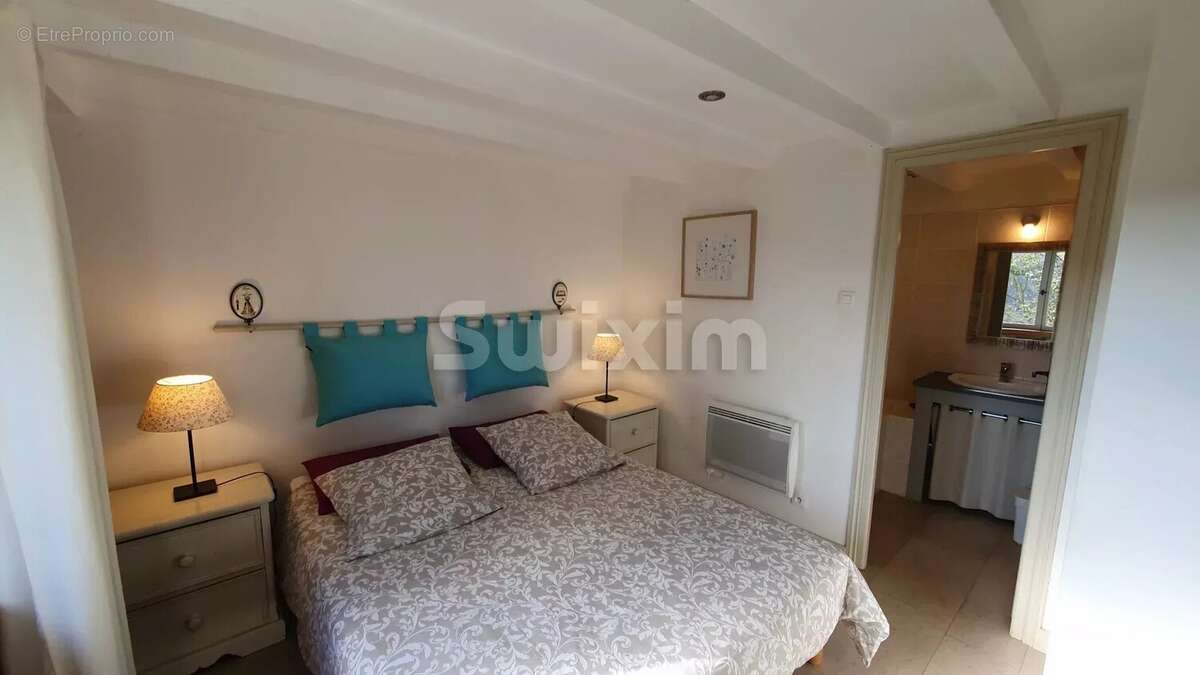 Maison à CULLES-LES-ROCHES