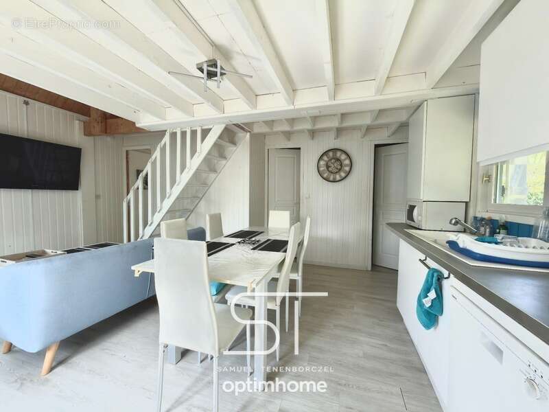 Maison à PONT-L'EVEQUE