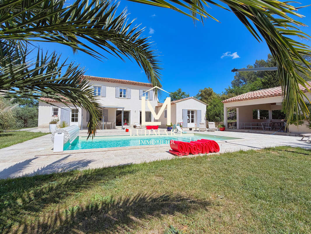 Maison à LORGUES