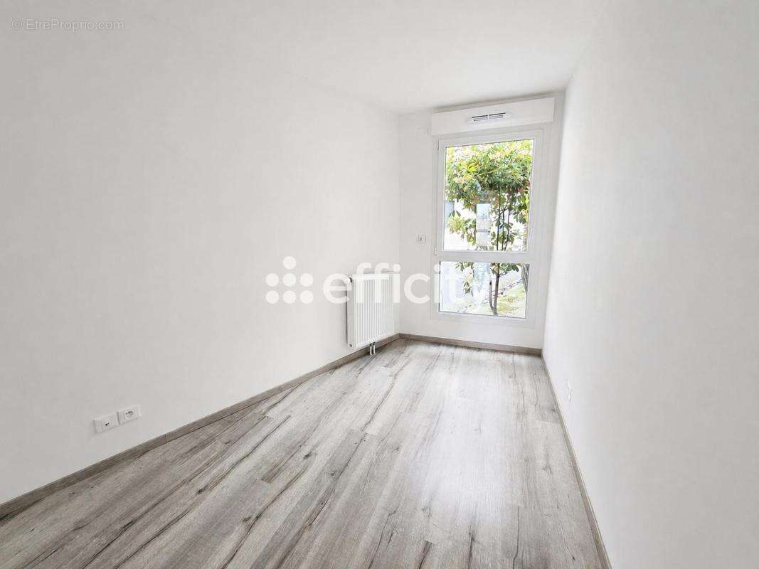 Appartement à OUISTREHAM