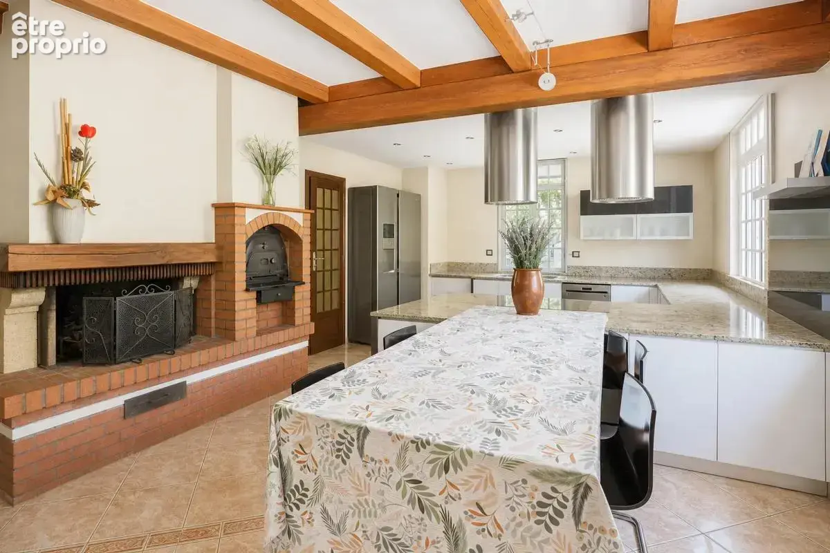 Maison de 9 pièces de 282 m² à Honnecourt-sur-Escaut - photo 6