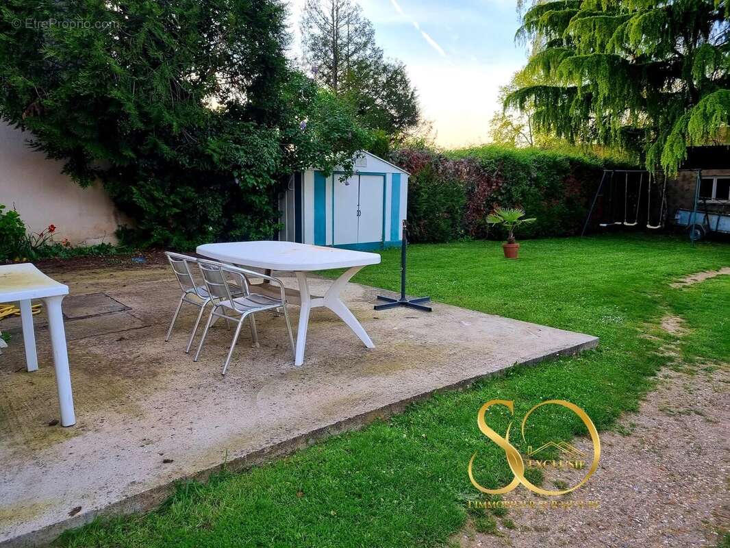 Maison à MEZIERES-SUR-SEINE