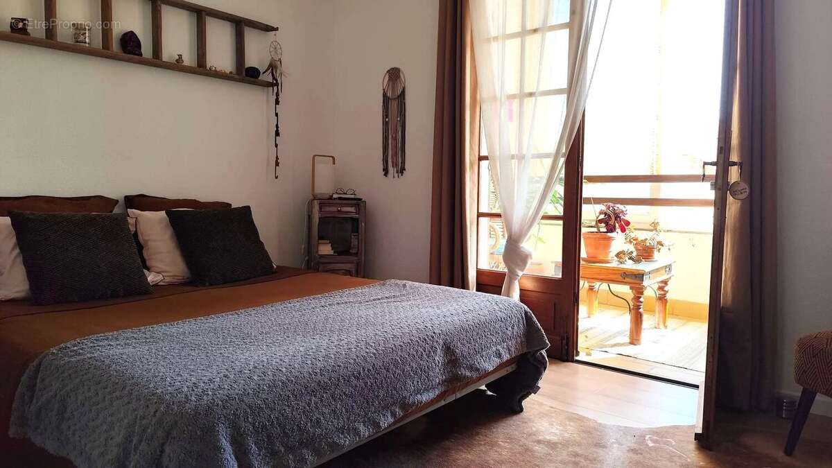 Maison à MEZEL