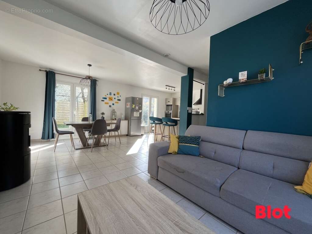 Maison à ERCE-EN-LAMEE