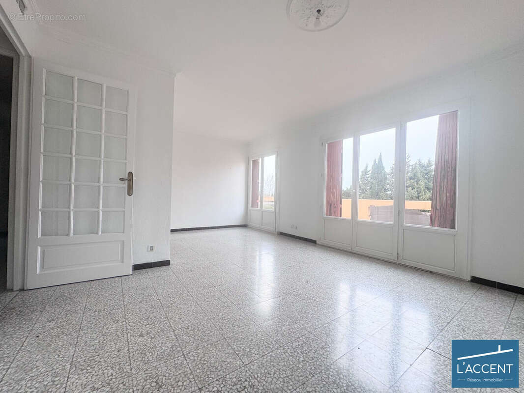 Appartement à NIMES