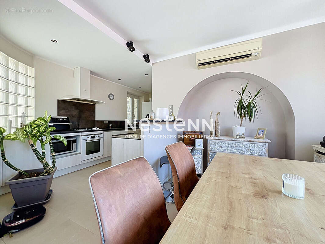 Toit terrasse 75m² en duplex - 5p - 109m² - garage - faible charge - dernier étage - photo 9