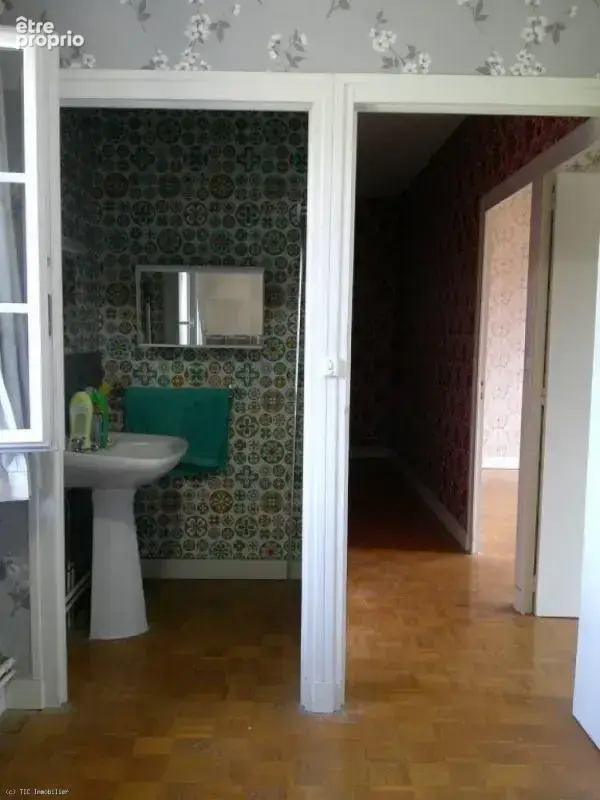 Maison De Campagne Avec Une Deuxième Maison Et D'Autres Dépendances - photo 38