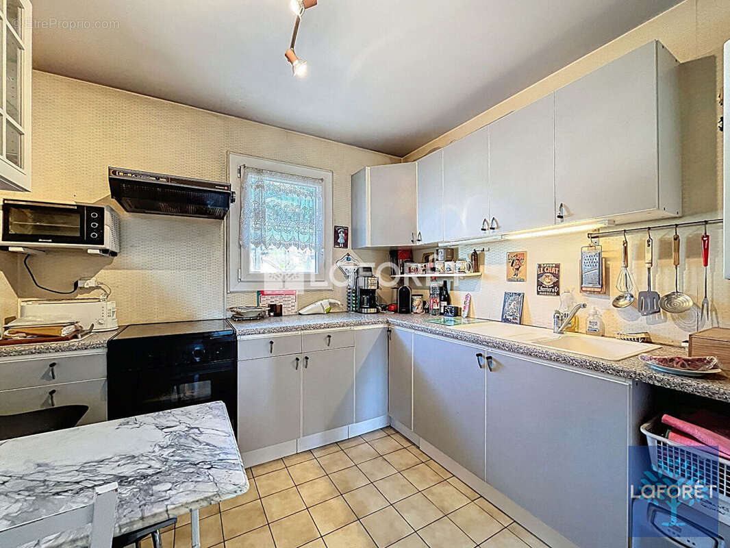 Appartement à SAVIGNY-SUR-ORGE