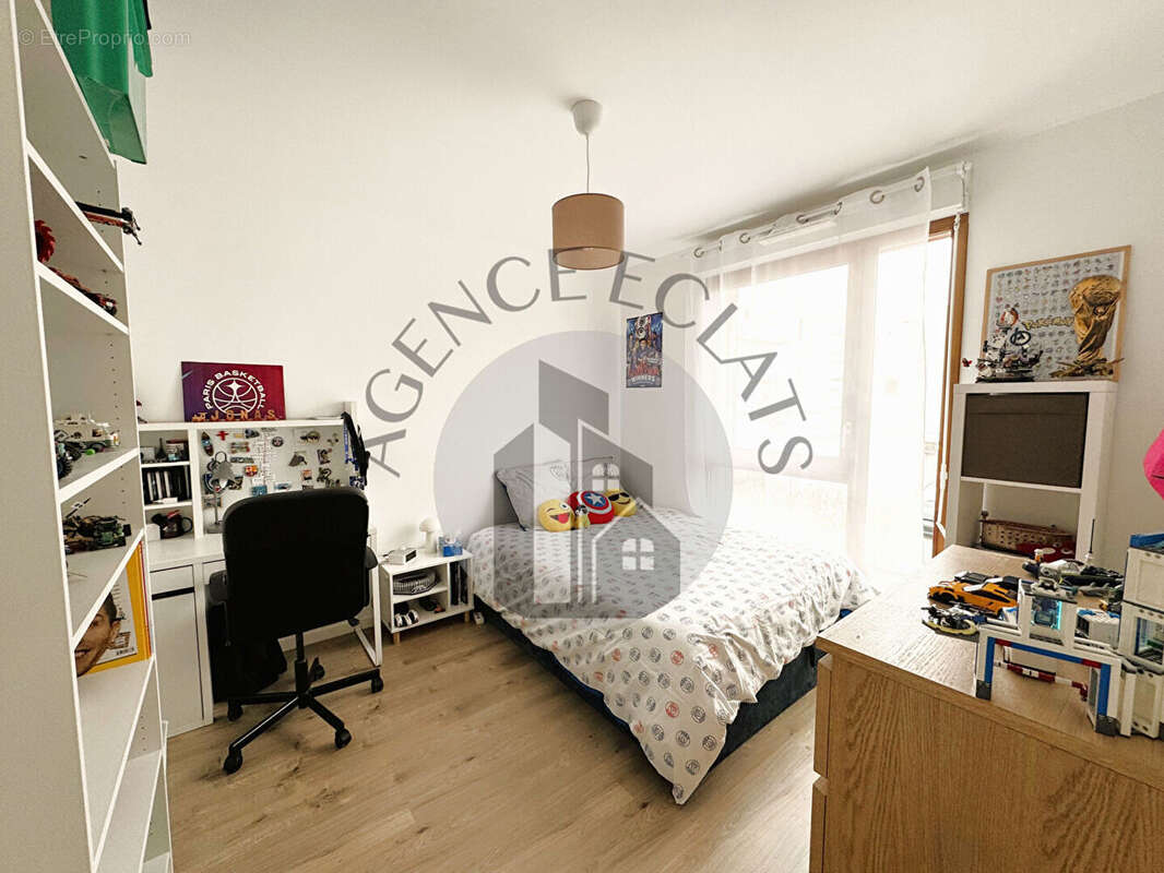 Maison à BUSSY-SAINT-GEORGES