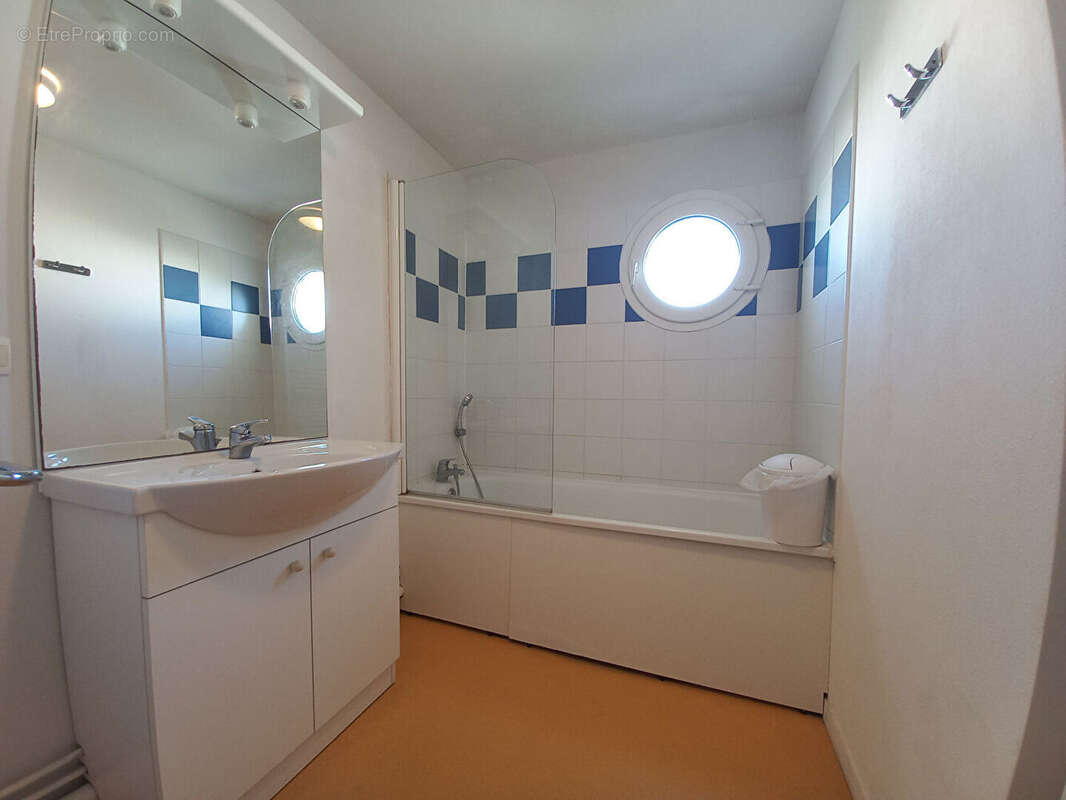 Charmante villa 4 pièces avec garage, terrasse et jardin au coeur d'une résidence avec piscine - photo 13