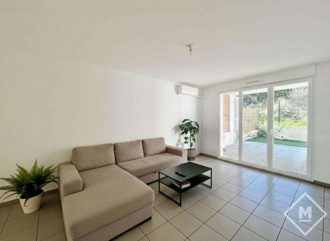 Appartement à MARSEILLE-12E