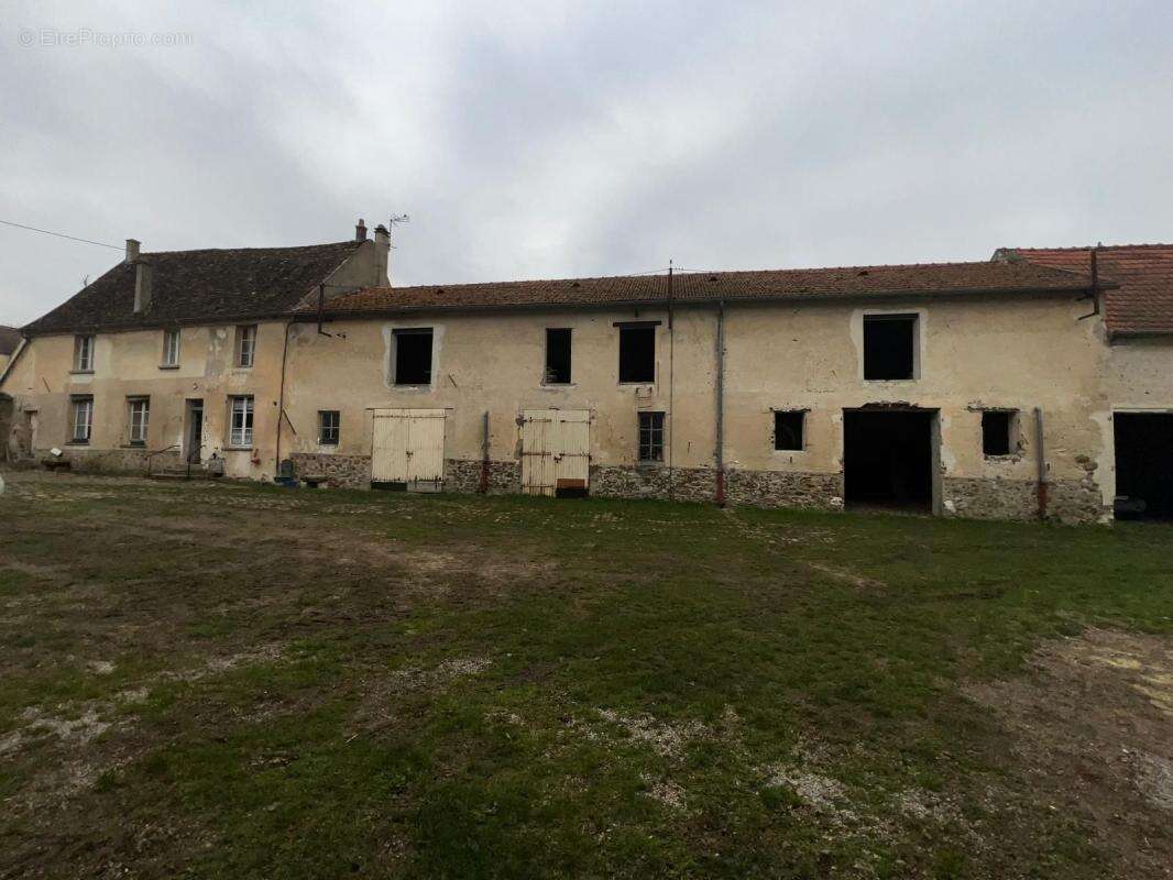 Maison à LIZY-SUR-OURCQ