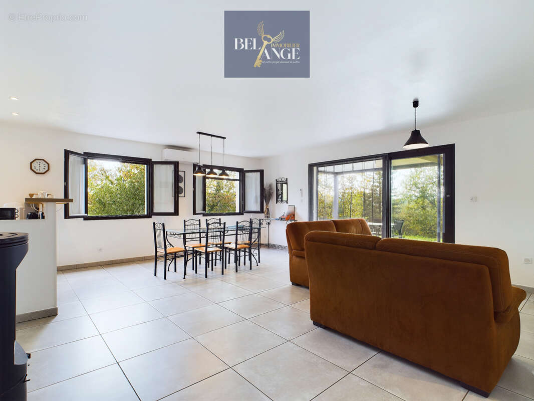 Maison à SAINT-ALBAN-AURIOLLES