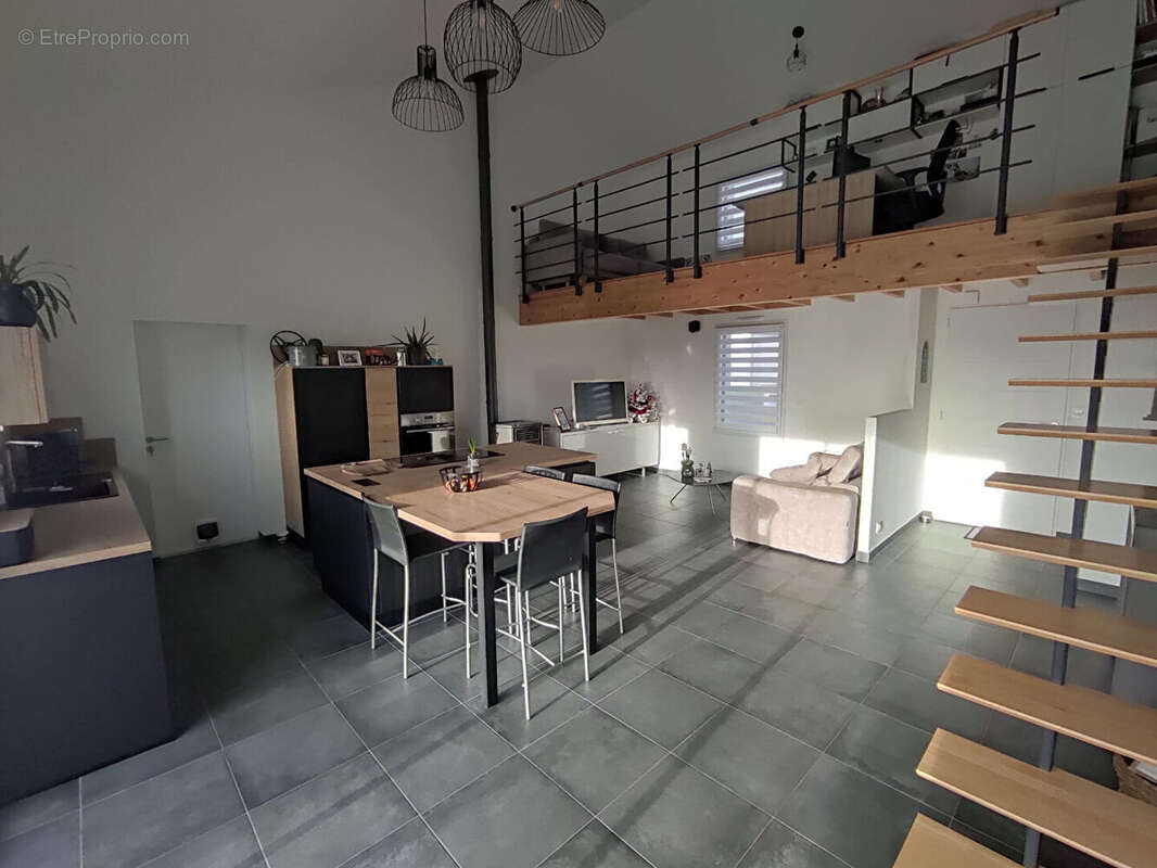 Maison à SAINTE-FLAIVE-DES-LOUPS