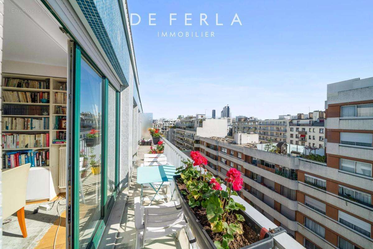 Paris XV - Appartement familial en étage élevé avec balcon de 12m2 - photo 7