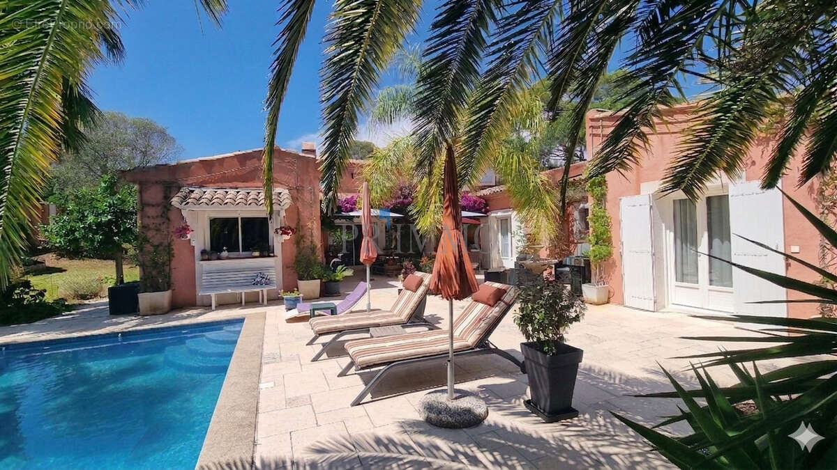 Maison à FREJUS