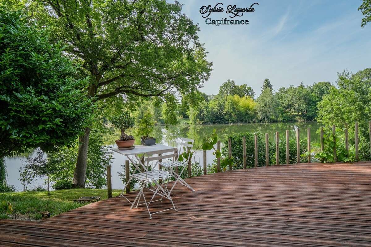 Propriete à vendre 14 pièces SAINTE LIVRADE SUR LOT (47)Sainte-Livrade-sur-Lot – Propriété de caractère à projets multiples en b - photo 11