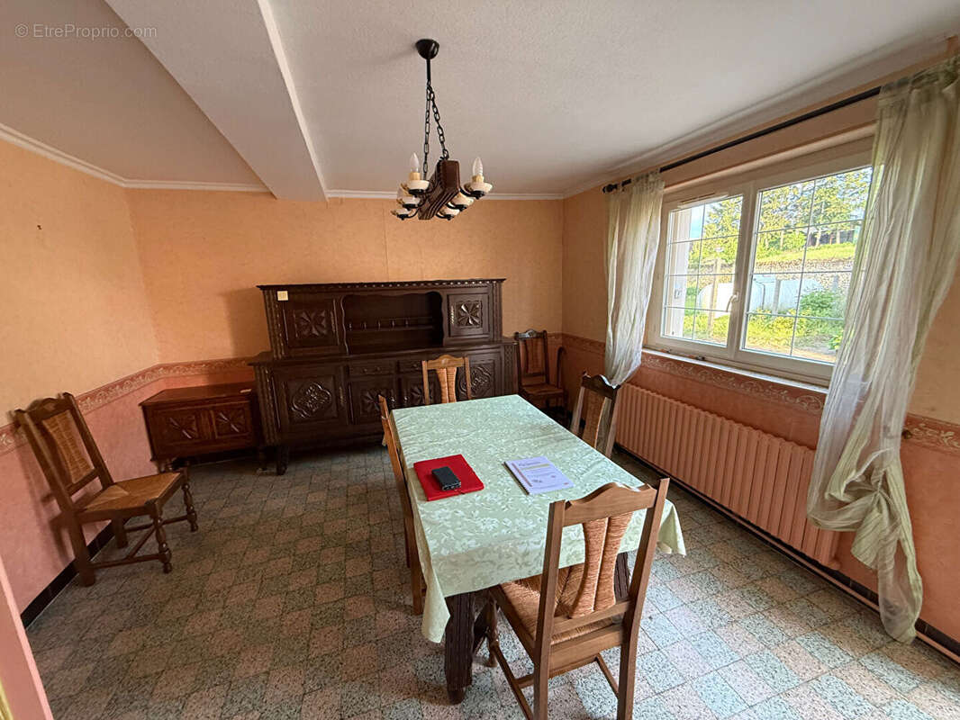 Maison à BEAUMONT-SUR-SARTHE