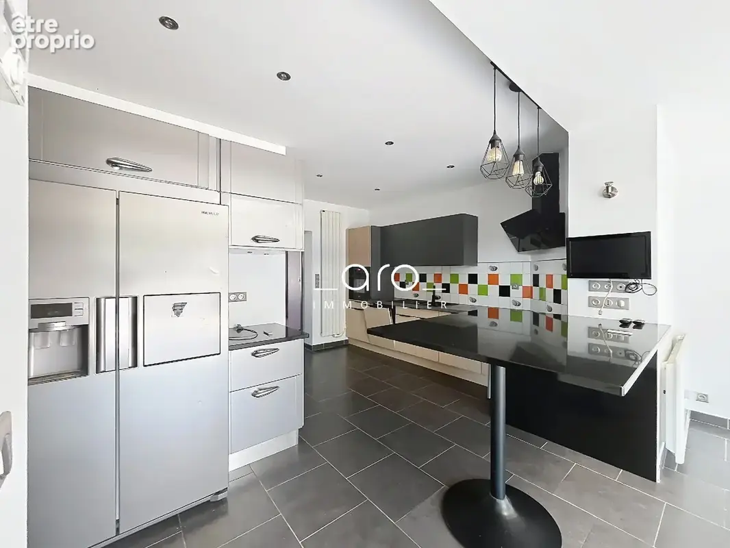 Maison 209 m² à Cysoing  - photo 4
