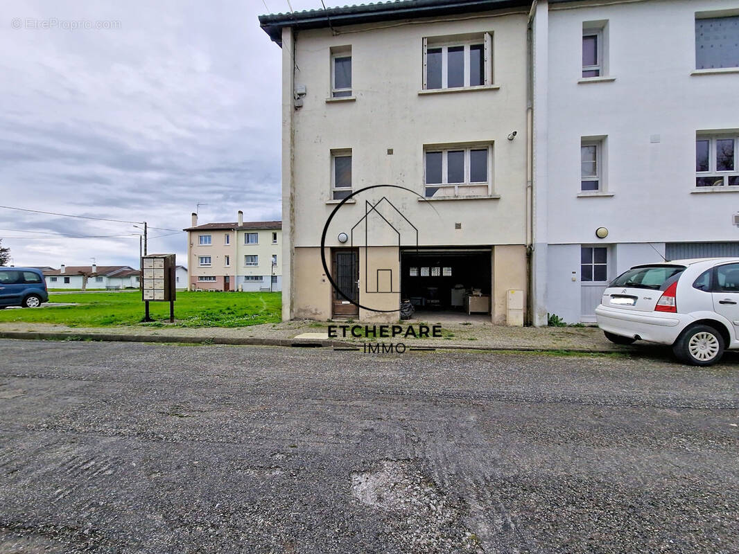 Maison à SAUVETERRE-DE-BEARN