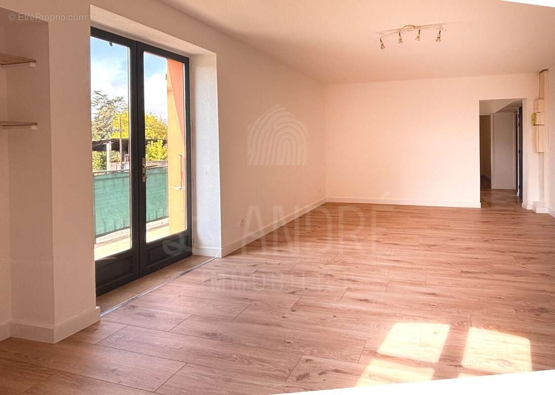 Appartement à LA COTE-SAINT-ANDRE