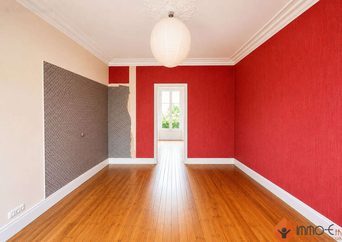Maison 125 m² à Saint-Maur-Des-Fosses  - photo 8