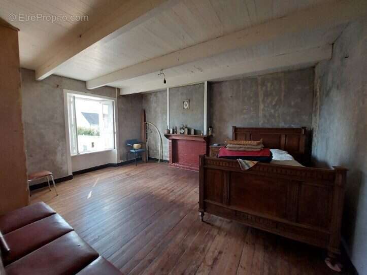 Maison à BRICQUEVILLE-SUR-MER